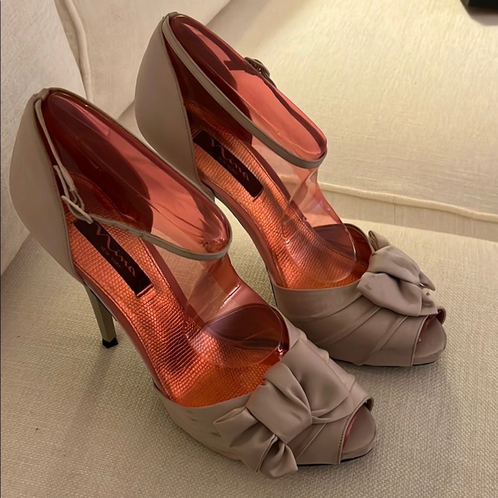 Nina Elegant Electra Beige Peep-Toe Heels with Bow Accent